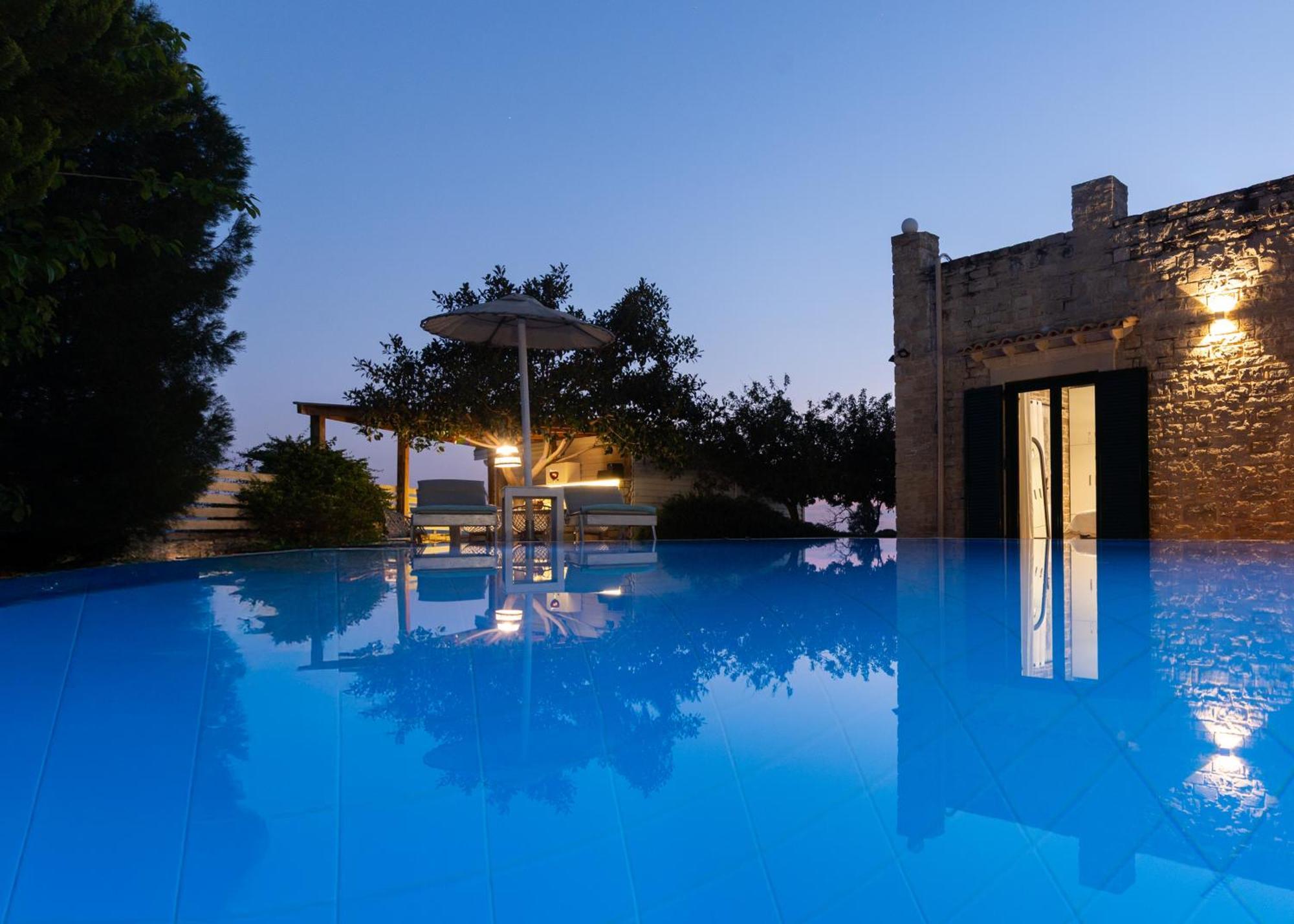 Carob Villa Moírai Екстериор снимка
