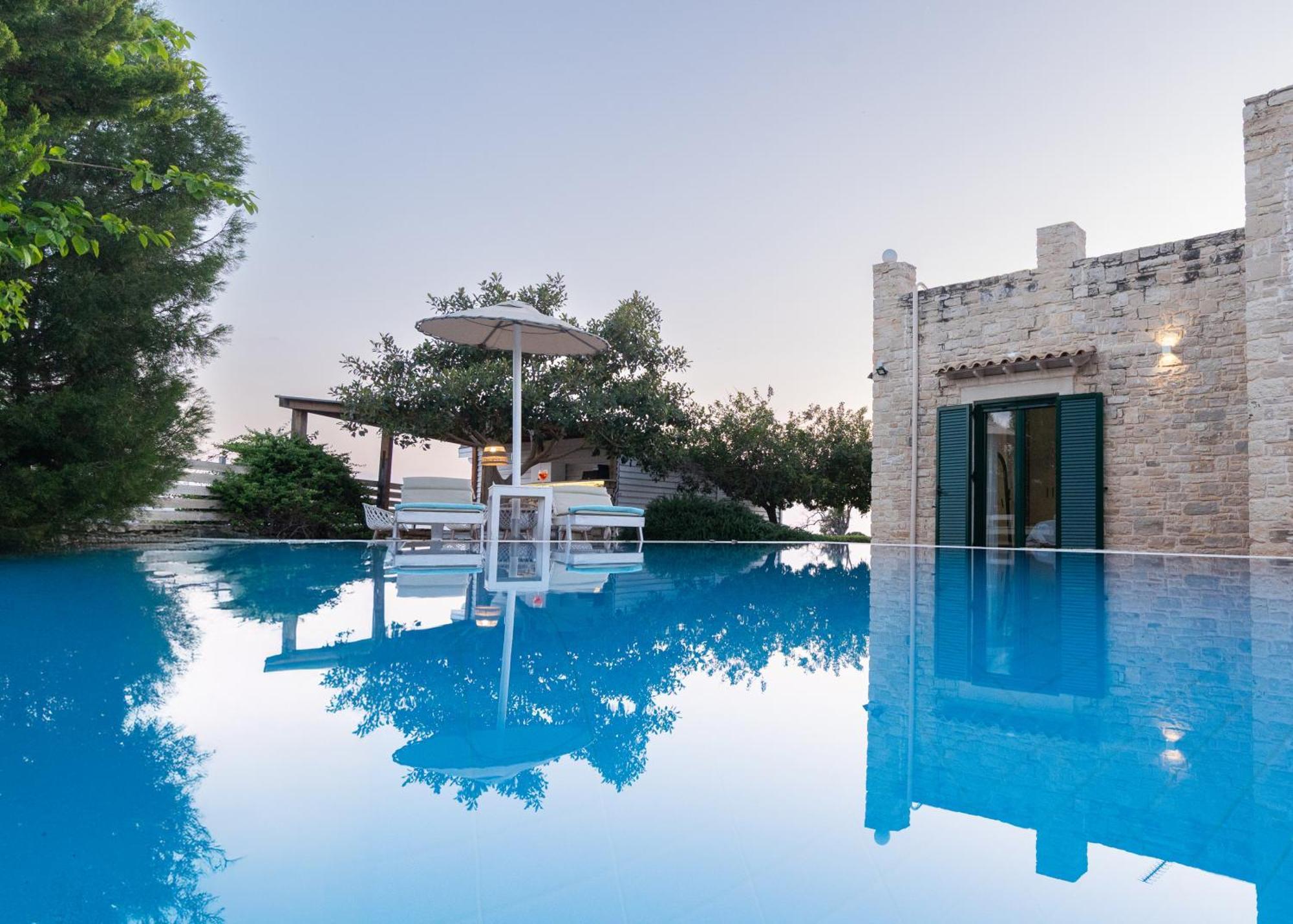 Carob Villa Moírai Екстериор снимка