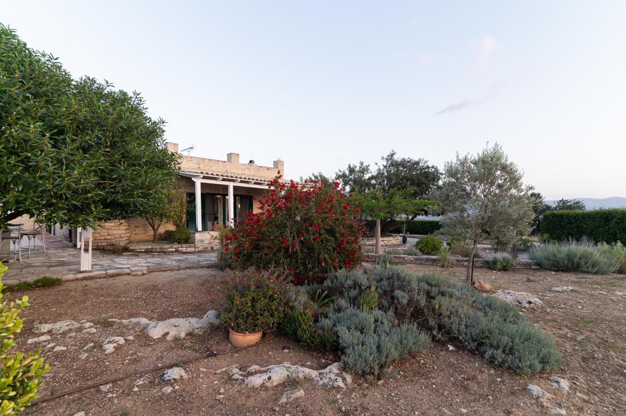 Carob Villa Moírai Екстериор снимка