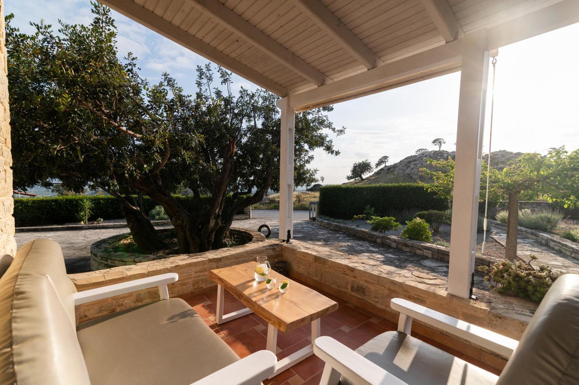 Carob Villa Moírai Екстериор снимка