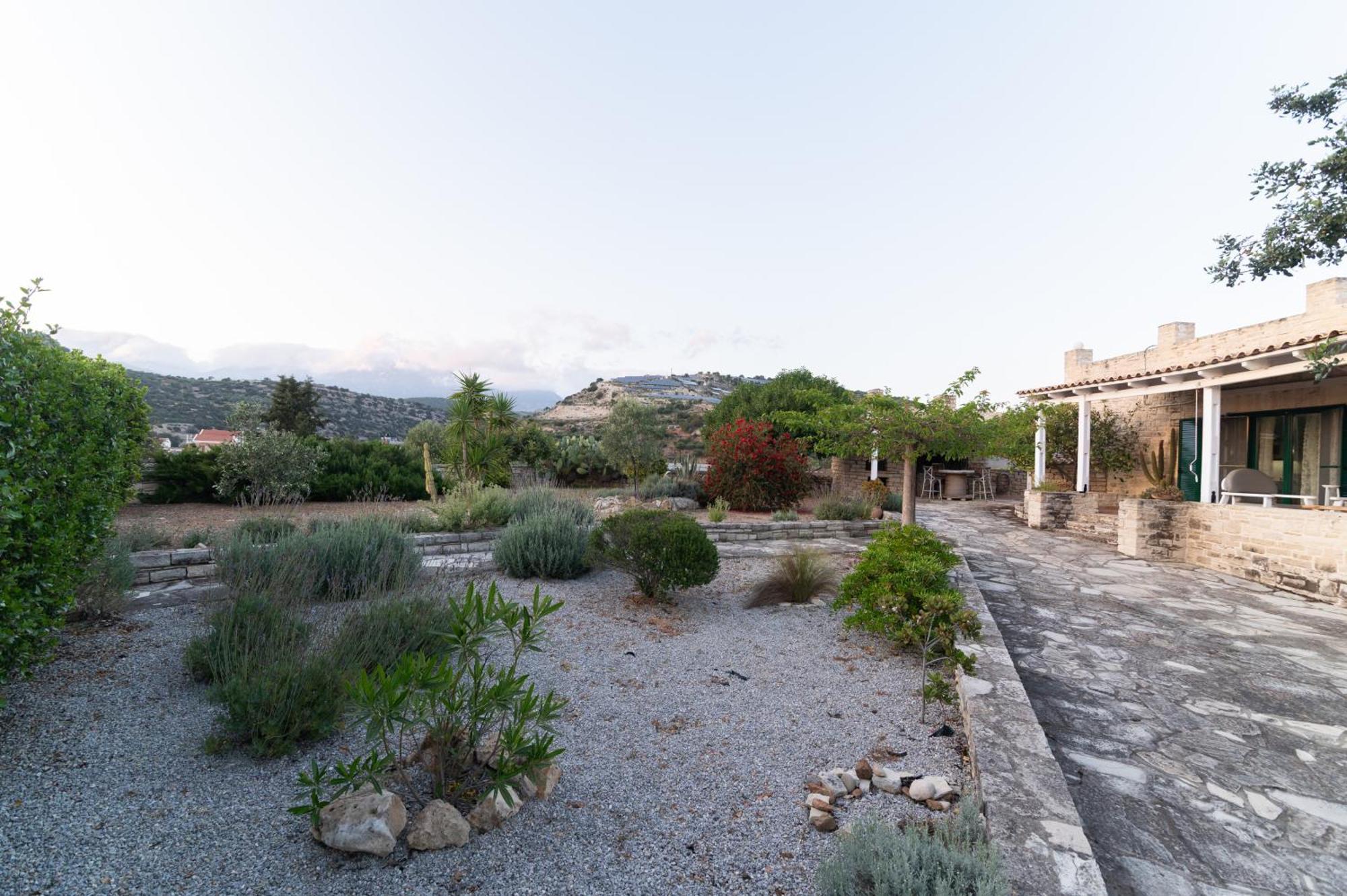 Carob Villa Moírai Екстериор снимка