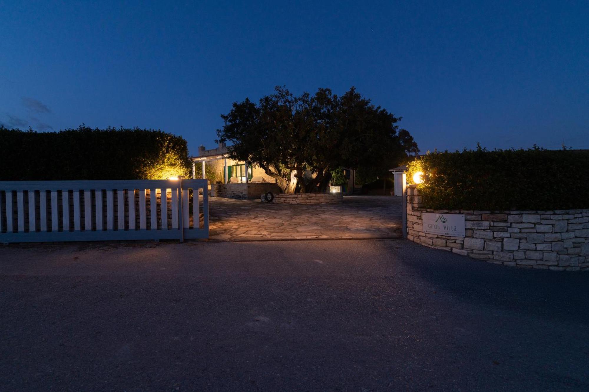 Carob Villa Moírai Екстериор снимка