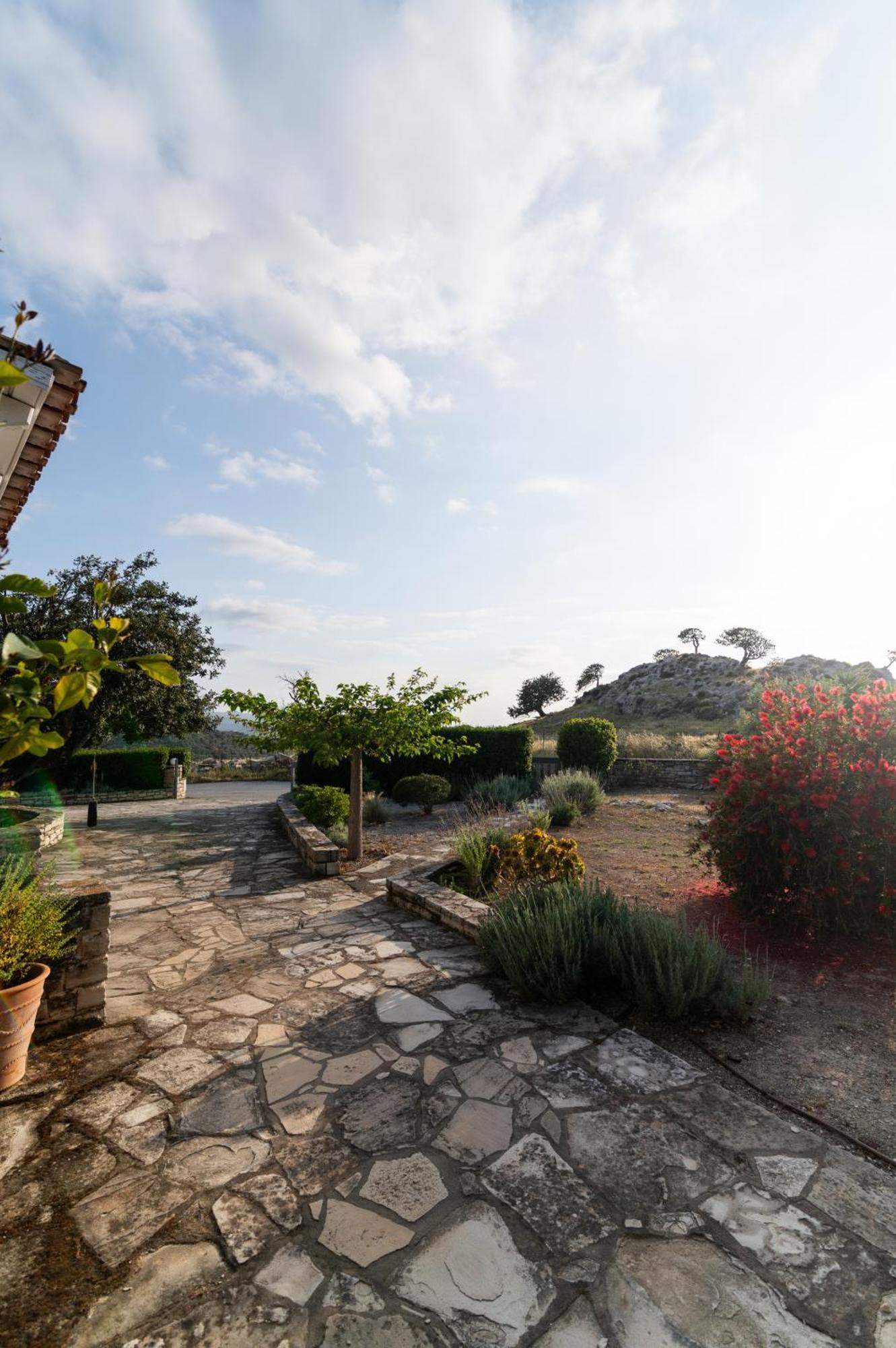 Carob Villa Moírai Екстериор снимка
