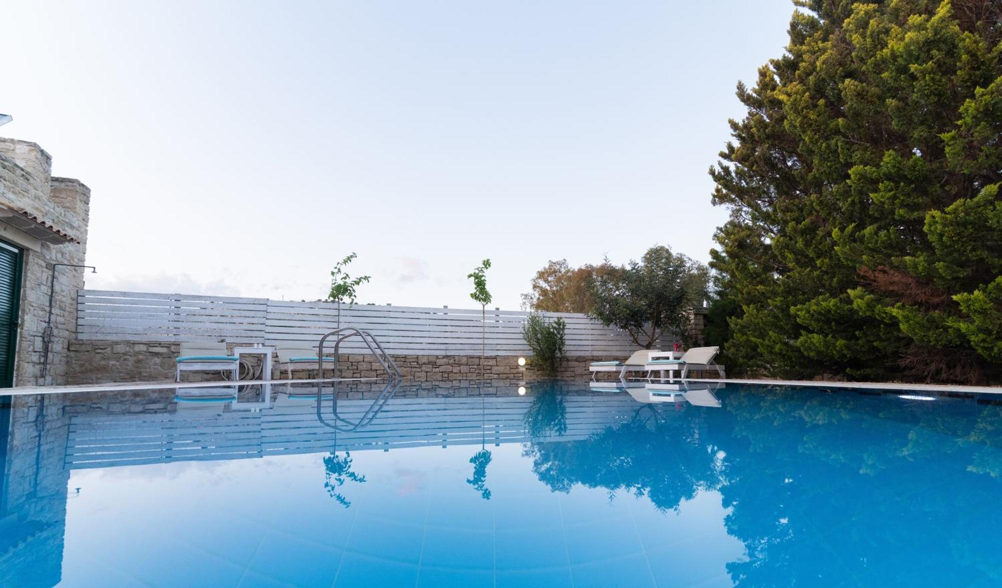 Carob Villa Moírai Екстериор снимка